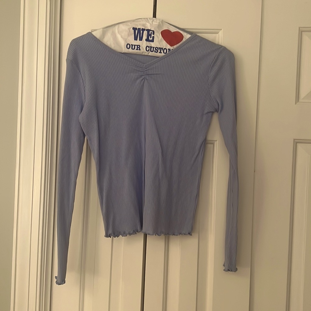Long sleeve light blue shirt